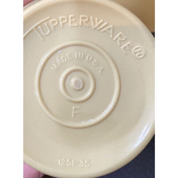 Tupperware Tumblers VTG Yellow Gold 6 oz. Kids Juice Cups Set of 3 #1251 Cabin - Picture 3 of 6